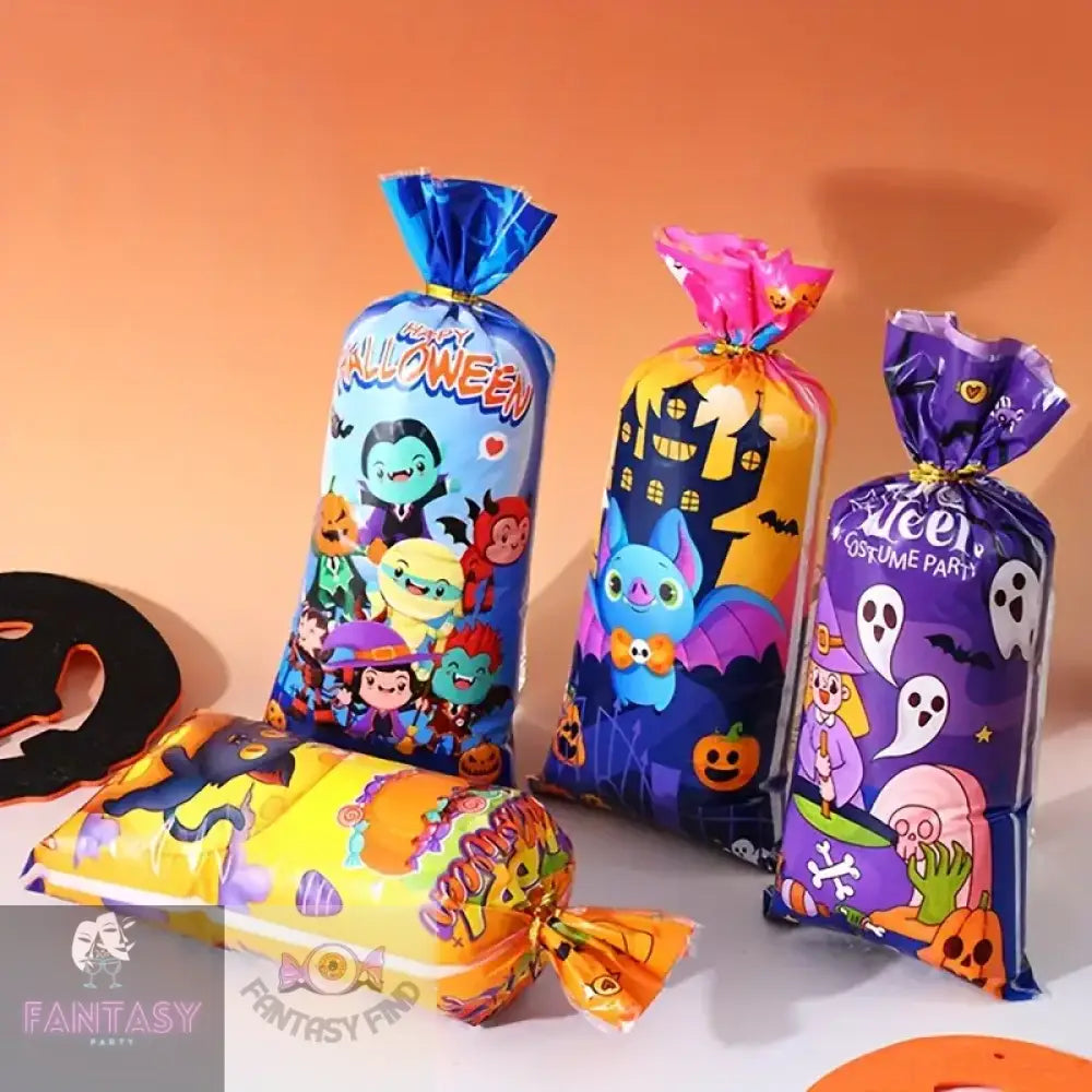 50 Pieces Of Halloween Themed Plastic Snack Bags - Random Design