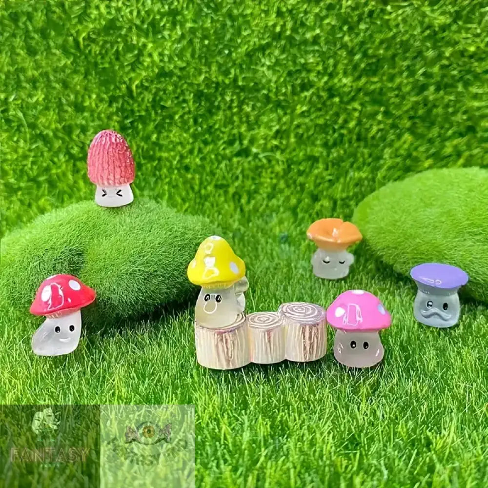 Cartoon Wild Mushrooms Elf Miniature Statue - Glow-In-The-Dark 6Pcs