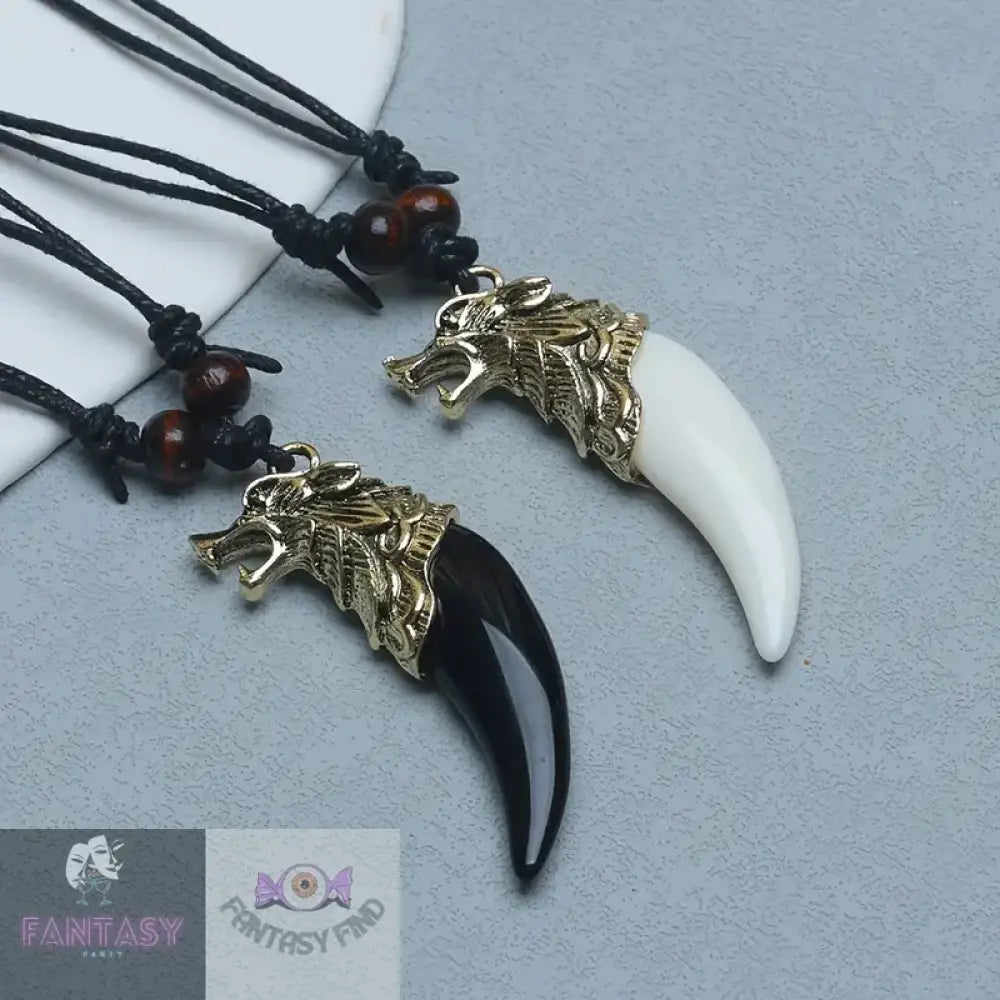 Wolf Head Pendant Necklace - Black Or White